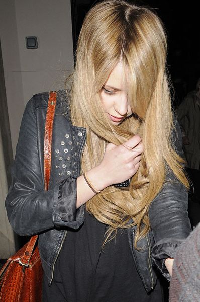 It looks like <a href="tags/peaches-geldof/">Peaches Geldof</a> had an attack of the munchies after another legendary night out for the socialite. She tried to cover her face with her glossy mane as she popped into her local supermarket in the early hours...  <br />