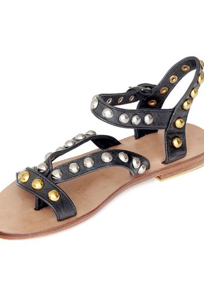 <p>Stop clock watching, it's Fashion Friday and this week it's Fashion Editor, Sairey Stemp's chance to showcase her style must-haves...<br /><br />Left:Vintage black leather gold stud sandals, £68.60 (was £98), <a target="_blank" href="http://www.bunnyhug.co.uk/fashionshop/gbu0-prodshow/Mogil_Black_Leather_Charm_Flat_Sandal.html">Bunnyhug</a>  - We all love a gladiator but check these lovelies out. Mogil make really fashion forward sandals. The metallic rounded studs make them look so much more unusual, and as a bonus they're reduced by a third.<br /><br /><br /></p>