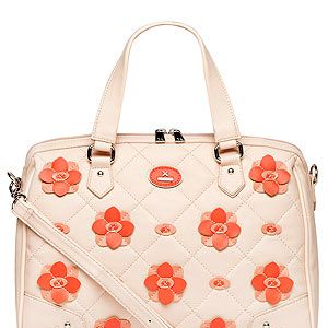 <p>You can never have too much floral in your wardrobe in our opinion. Which is why we'll be adding this pretty tan zip shopper with coral flowers to our collection.</p>
<p>Shopper, £65, <a href="http://www.dorothyperkins.com/webapp/wcs/stores/servlet/ProductDisplay?beginIndex=201&viewAllFlag=&catalogId=33053&storeId=12552&productId=9861364&langId=-1&sort_field=Relevance&categoryId=208614&parent_categoryId=208596&pageSize=200" target="_blank">Dorothy Perkins</a></p>