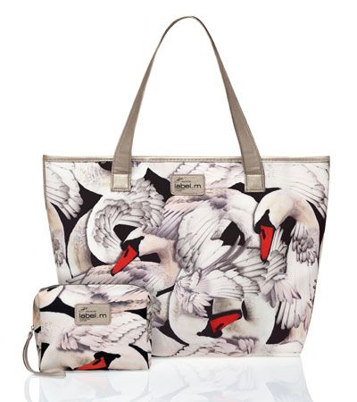 Bag, White, Style, Carmine, Shoulder bag, Luggage and bags, Tote bag, Strap, Shopping bag, Bird, 