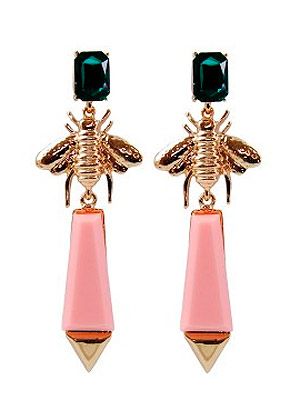 <p>Statement emerald stone, goldtone insect and pastel pink shar… The Cosmo office is all abuzz thanks to these insect drop earrings from Chelsea Doll!</p>
<p>Earrings, £14, <a href="http://www.chelseadoll.co.uk/index-php/earrings/bira-insect-shard-drop-earrings.html" target="_blank">Chelsea Doll</a></p>