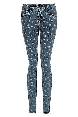 <p>"Inspired by Isabel Marant, I'm channeling my inner Parisian rock chick this summer in these star print skinnies. Team with a white tee and a colour-pop heel for cocktails in the sun."<br />Sairey Stemp, Fashion Editor<br /> <br />Blue star skinny jeans, £24.99, <a href="http://www.newlook.com/shop/womens/jeans/32in-blue-star-skinny-jeans-_287898840" target="_blank">New Look</a></p>