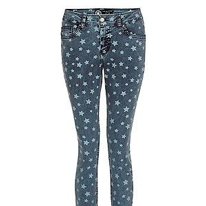 <p>"Inspired by Isabel Marant, I'm channeling my inner Parisian rock chick this summer in these star print skinnies. Team with a white tee and a colour-pop heel for cocktails in the sun."<br />Sairey Stemp, Fashion Editor<br /> <br />Blue star skinny jeans, £24.99, <a href="http://www.newlook.com/shop/womens/jeans/32in-blue-star-skinny-jeans-_287898840" target="_blank">New Look</a></p>
