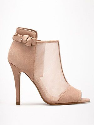 <p>These nude mesh ankle boots look designer but will set you back less than £40. Wear with this season's skorts, or pair with ripped 'n' rolled denim and ooze casual cool.</p>
<p>Mesh ankle boots, £39, <a href="http://www.bershka.com/webapp/wcs/stores/servlet/product/bershkagb/en/bershkasales/300002/2846002/Bershka%2Bdetailed%2Bankle%2Bboots/098" target="_blank">Bershka</a></p>