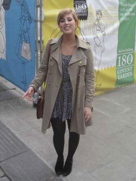 <p>What's not to love about Hannah's gorgeous get up? It wasn't just us who thought that Hannah looked good, you guys voted her style as the best of the week.  </p><p> </p><p>Her print dress, mililtary inspired coat and satchel make for a fashion savvy student who's on-trend and looks fabulous. </p><p> </p><p>Cosmo and Miss Selfridge have teamed up to show you how to steal the look of our student style crush</p>
