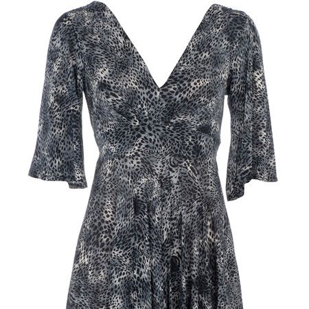 <p>Copy Hannah and get in on this season's animal print trend, we love the subtlety of this dress. It's perfect for on campus or on a night out at the Union<br /></p><p> </p><p>£28,<a target="_blank" href="http://www.dorothyperkins.com/webapp/wcs/stores/servlet/ProductDisplay?beginIndex=0&viewAllFlag=&catalogId=33053&storeId=12552&productId=1984251&langId=-1&sort_field=Relevance&categoryId=208648&parent_categoryId=208600&sort_field=Relevance&pageSize=20"> dorothyperkins.com </a><br /></p>
