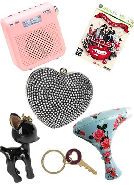 <p> </p><p>Shopping for the festive season can be a minefield – but not anymore.  Cosmo has got your Christmas gifts sorted. We've scoured the internet to bring you the most gorgeous online buys for girls – ones for your mum, gran, best mate and plenty of can't-resist-ones for you. Happy spending!</p><p> </p>