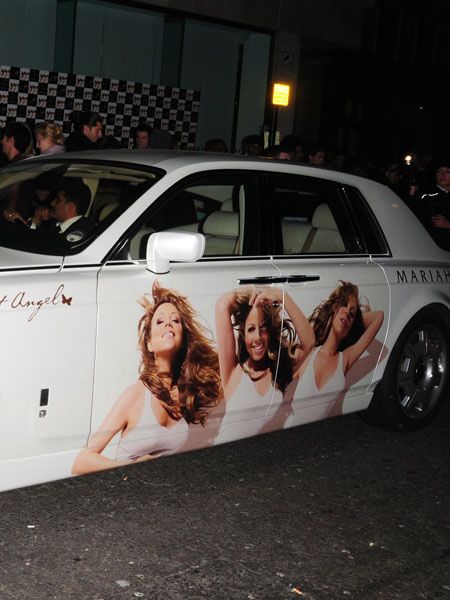 And talk about arriving in style... Mariah is as modest as ever in her choice of transport<br />