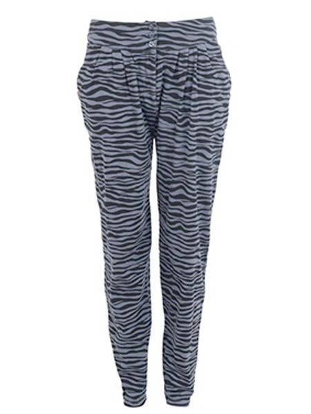 Make a statement in these zebra harem pants.. go on- be brave!! <br /><br />£19.99, <a target="_blank" href="http://xml.riverisland.com/flash/content.php">www.riverisland.com</a><br />