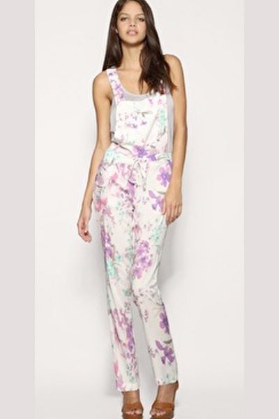 Dungaree jumpsuits are so spot on trend right now, opt for a floral number for a triple whammy!<br /><br />£40, <a target="_blank" href="http://www.asos.com/Asos/Asos-Floral-Dungaree/Prod/pgeproduct.aspx?iid=983656&cid=10365&sh=0&pge=0&pgesize=-1&sort=-1&clr=Print">www.asos.com<br /></a><br />