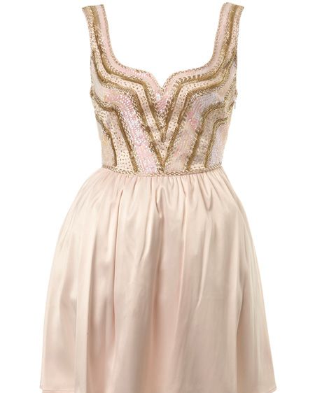 <p>How cute is this prom dress with an embellished bodice? Very. Get it now! </p>

<p>£69, <a target="_blank" href="http://www.missselfridge.com/webapp/wcs/stores/servlet/ProductDisplay?catalogId=20555&storeId=12554&categoryId=129984&parent_category_rn=70074&productId=1789536&langId=-1&siteID=0RpXOIXA500-cybFsg983dL64fntm7sh6Q&cmpid=lshare1">www.missselfridge.com</a></p>