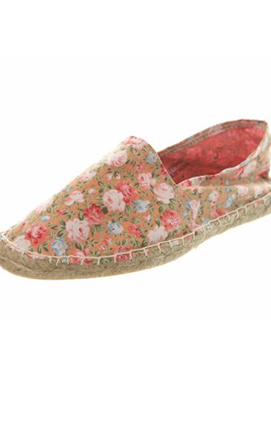 <p>Not enough time to get a pedicure this week? Ensure your feet stay cool in these floral espadrilles from Miss S.</p>

<p>£12 <a href="http://www.missselfridge.com/webapp/wcs/stores/servlet/ProductDisplay?beginIndex=120&viewAllFlag=false&catalogId=20555&storeId=12554&categoryId=101447&parent_category_rn=70074&productId=1832588&langId=-1">www.missselfridge.com</a></p>