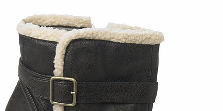 <p>Shearling is the trimming du jour and these Burberry-esque beauties combine it with fierce buckles and high heels - it's booty love!</p>

<p>£34, <a target="_blank" href="http://www.newlook.com/shop/womens/boots/buckle-boot_202590424">newlook.com</a></p>