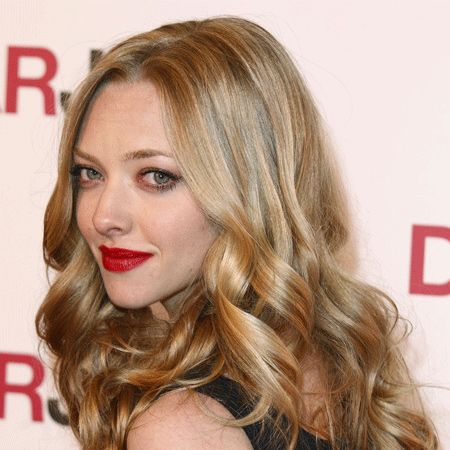 <p>Cosmo have been busy checking out the hairdo's of the rich and famous... check out this collection of gorgeous locks!</p>

<p>Left: With soft, buttery locks like these, <strong>Amanda Seyfried</strong> always looks hot on the red carpet. We love this old Hollywood glamour 'do.</p>