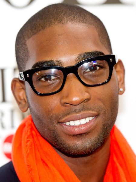 Could it have been written in the stars that Mr Tempah was the ultimate V-Day date for us? We definitely hope so! Working the geek chic vibe to perfection, this award-winning rapper is based in London... perfect for a just-bumping-into moment on the 14th 