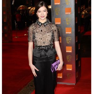 One to watch both on screen and off screen, True Grit heroine, Hailee Steinfeld chose a demure but dazzling Miu Miu dress for her appearance in the BAFTA spotlight