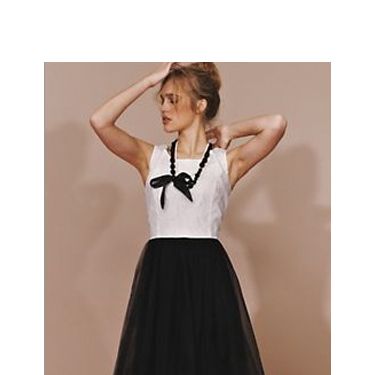 <p>This ballerina inspired prom frock is just perfect. We love the monochrome colour contrast. Soft but dramatic... we like that!</p>
<br/>
£39, <a href="http://www.very.co.uk/love-label-lace-tutu-dress/900276576.prd?browseToken=%2fb%2f1655%2fs%2fbestsellers%2c0%2fo%2f2%2fr%2f100&trail=1589-1655&prdToken=/p/prod7521228-sku12008978&aff=awin&affsrc=79682&cm_mmc=awin-_-79682-_-Content-_-0_0&awc=3090_1305303855_6e3564ee6ddc0dce9f12df641c9b7fa3"target="_blank">very.co.uk</a>
