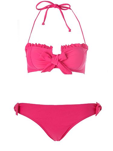<p>Kelly Brook knows good beach form. Like her bod, her swimwear collection for New Look is also flawless. Take this bandeau number which is super-sexy yet supportive, perfect for girls with Kelly-curves!</p>

<p>Top, £16.99, bottoms, £8.99, <a href=" http://www.newlook.com/shop/womens/swimwear/kelly-brook-frill-bandeau-bikini-top_211545676">newlook.com</a></p>