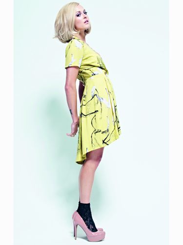 <p>Yellow seagull print dress, £59,<a href="http://www.very.co.uk/fearne-cotton-seagull-print-vintage-dress/922550777.prd?browseToken=%2fb%2f1655%2c4294954879%2fs%2fnewin%2c0" target="_blank">Very.co.uk</a></p>
