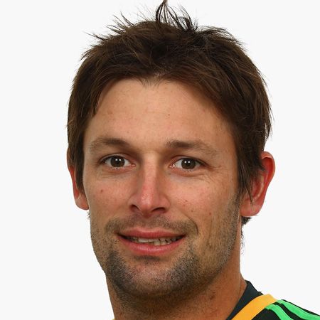 <p>We've cherry picked the cutest cricketers from the England and Australia teams for your enjoyment...<br /></p>

 <p><strong>Left:</strong> Aww check out team Australia's <strong>Ben Hilfenhaus</strong> who's famed in cricket for his 'fast arm'. We could think of a fair few uses for your arm though Ben, namely placing it around us</p>