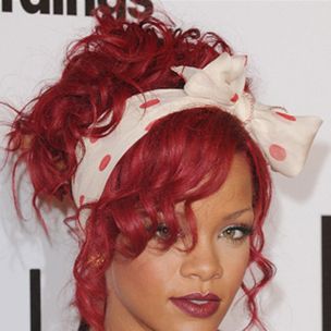 <p>Go dotty like Rhianna and wrap your messy waves in a vintage style spot printed scarf - bow-tied beautifully of course!</p>
