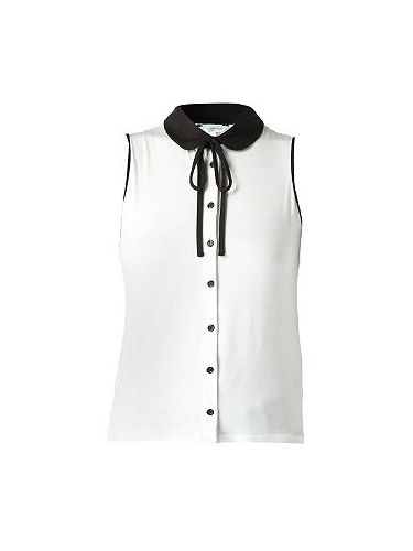 <p>This jersey gem from New Look is certainly Alexa-worthy - without the designer price tag!</p><p>£14.99, <a href=" http://www.newlook.com/shop/womens/shirts-and-blouses/peter-pan-sleeveless-shirt_233265013 " target="_blank"> newlook.com </a></p>