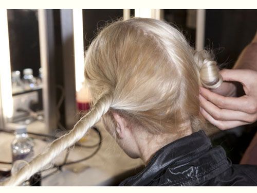 <p><a href="http://www.cosmopolitan.co.uk/beauty-hair/beauty-blog/lfw-ss12-backstage-beauty-gile">Get the lowdown on the beauty look at Giles SS12</a></p> 