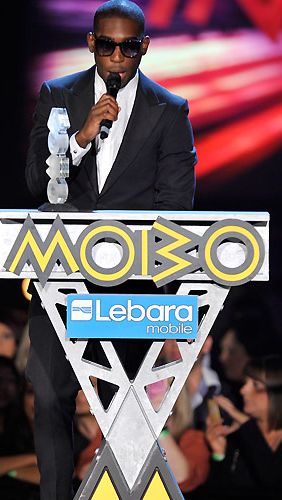 Tinie Tempah bagged the best hip hop/grime act awards and looked very cool as he accepted his award!