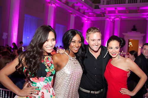 Aww bless!  We love when the stars come together for a photo op, and here's Myleene Klass, Alexandra Burke and Tulisa looking like the best of friends. Group hug!
