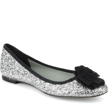 <p> Oh wow, how adorable are these sequinned ballet pumps? Combining supersized style points with some much-needed comfort factor, these little lovelies mean you have absolutely no excuse not to dazzle, whether it's on the dancefloor or just popping to the shops with the girls. 
</p>
<p>£129, Beyond Skin at <a href="http://www.sarenza.co.uk/beyond-skin">Sarenza.co.uk</a></p>

