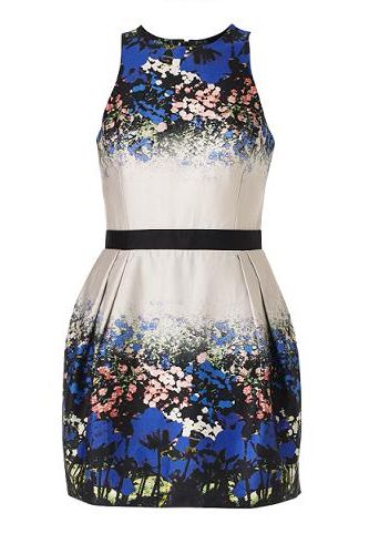 <p>You only need to pack one WOW dress, and this is it! Primark have done us proud with this sensational frock and we don't just want it, we need it</p>
<p>Dress £15, <a href="http://www.prshots.com/primark.uk/Search.aspx?q=flower+print" target="_blank">Primark</a></p>