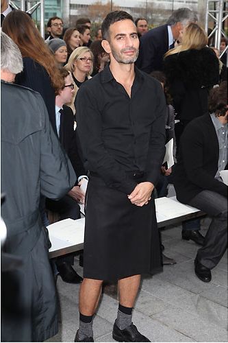 Marc Jacobs is quite possibly the ONLY man who can wear a skirt and still look uber cool. Here he was posing gracefully at the Louis Vuitton menswear show - we can't help but wonder if skirts for dudes will be the next big trend?