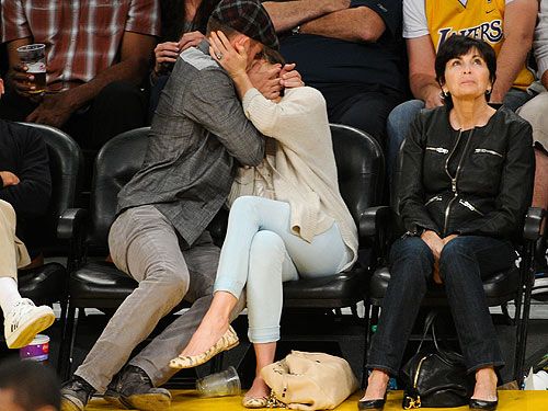 <p>Woah guys, we know you're getting married soon but this ain't your honeymoon. Justin Timberlake shows his soon-to-be bride what it's like to have a proper courtside smooch</p>