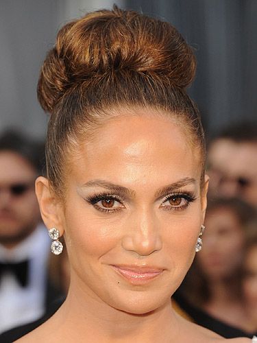 <p>Forget Jenny from the block, this is Jenny from the upper east side apartment block. A hairstyle like this is fit for a Queen. Talking of the Queen, maybe that's Jennifer Lopez's hairstyle inspiration…</p>