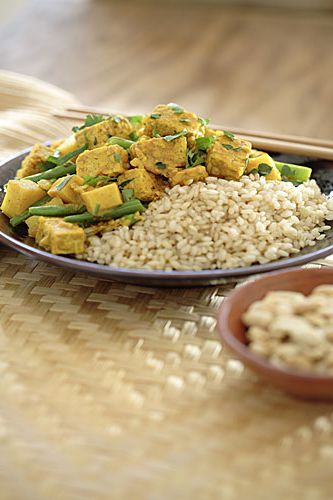<p>When it comes to great meat alternatives we're always on the prowl. Tofu is a popular veggie alternative but what a lot of people don't realise is that it can be highly processed.  Tofu contains raw, unfermented soy which contains a lot of phytates that can block absorption of minerals and place a strain on the digestive tract. </p>
<p>We have a solution, in the form of <strong>tempeh</strong>! This is fermented tofu, which means diminished phytates and an easier task for the tummy. </p>
<p><a title="http://foodfairynutrition.com/" href="http://foodfairynutrition.com/" target="_blank">The Food Fairies</a> suggest marinating tempeh with garlic, ginger, tomato puree, honey and soy sauce....and maybe telling your boyfriend it's veal! </p>