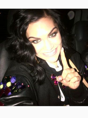 Aww, how adorable does Jessie J look in this Twitter pic? Jessie J was all smiles for the camera when she tweeted her pic and we love that she's smiling so wide. More of these please Jessie