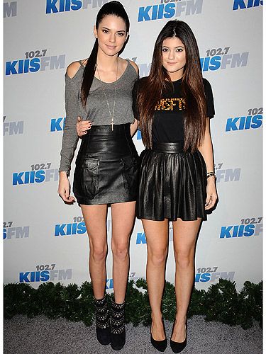 <p>Sisters went hell for leather at the 2012 KIIS FM Jingle Ball in Los Angeles!</p>
<p>Yup, Kendall and Kylie Jenner took a leaf outta big sis Kim Kardashian's book and rocked (literally) the leather look for the event.</p>
<p>It's an effortless day-to-night look and one that we'll totes be copying this party season: Take one sexy leather skirt and dress down with a slouchy (tucked-in) T-shirt, add heels <em>et voila</em>!</p>
<p>Rockin'!</p>
<p> </p>