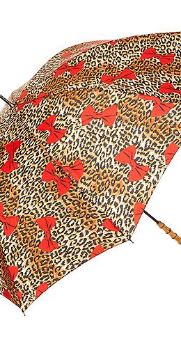 <p>You can stand under by umbrella, ella, ella… you know how it goes. Instead of moaning about the rainy days, it's time to brighten them up. The print on this umbrella is gorge and it's super sturdy, so there'll be no embarrassing inside-out umbrella situations. Phew!<br /><br />Umbrella, £20, <a href="http://www.topshop.com/webapp/wcs/stores/servlet/ProductDisplay?beginIndex=1&viewAllFlag=&catalogId=33057&storeId=12556&productId=2586935&langId=-1&sort_field=Newness&categoryId=208554&parent_categoryId=204484&pageSize=20%20" target="_blank">Topshop</a></p>