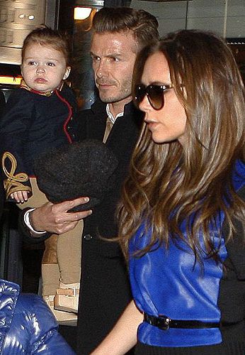 <p>It looks like little Harper Beckham is following in her mummy's footsteps with her aiport style. Victoria Beckham doesn't fly in a jogging bottoms and a hoodie, oh no! She flys in only the best clobber. It would seem that Harper is much the same, check out her military style coat with embroidered sleeves. J'adore.</p>