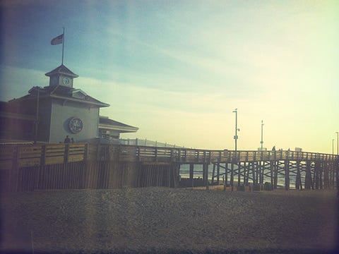 Top 10 Things To Do In Newport Beach California P For Some Proper Eye Candy Head To The Wedge A Stretch Newport Pier