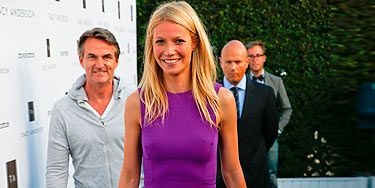 How stunning does Gwyneth Paltrow look in bright colours at the opening of the Tracy Anderson flagship in California? Gwynie showed off her tan in a mini purple Victoria Beckham dress, naturally, which she teamed with neon orange Michael Kors heels. And don't get us started on those pins! VB would be so proud!