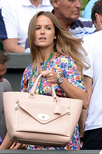 <p>As an aspiring artist, Kim Sears clearly has an eye for a painterly floral, and her frock to watch Andy Murray take on Russia's Mikhail Youzhny in the fourth round at Wimbledon was no excpetion.</p>
<p>HOWEVER. Our eyes were frimly on the prize - in this case her lovely £1,5000 Mulberry Willow handbag. You might gasp at the price, but Kim has certainly been getting bang for her buck, toting it at every match throughout the tournament.</p>
<p>No wonder victory was in the bag for Andy, eh?</p>