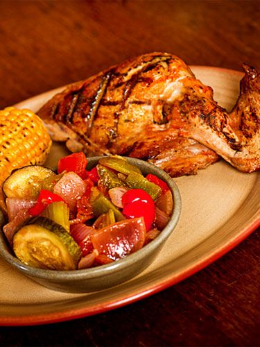 <p>Firm foodie favourite, Nando's, gets the thumbs up from us, for offering a filling meal that won't break the calorie limit.</p>
<p>Order the 1/4 Chicken Breast that comes in at only 135 calories, and add some healthy sides to make a hearty, wholesome meal. The ratatouille (pictured) is an additional 108 calories, making it a perfect dinner time dish after a light lunch. </p>