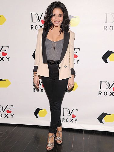 <p>We love Vanessa's ever-changing hair - and here she proves that she can pull of a long bob, playing around with textures by tousling her luscious locks. The tuxedo blazer smartened up an otherwise casual combination of jeans, heels and a tank top.</p>