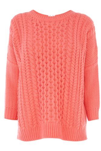 <p>Curl up by the fire in this slouchy cable knit jumper. In association with Breast Cancer Awareness Month, 10% of proceeds will go to the charity.</p>
<p>Warehouse Slouch Cable Jumper, £46, <a href="http://www.warehouse.co.uk%20" target="_blank">Warehouse</a></p>
<p><a href="http://www.cosmopolitan.co.uk/beauty-hair/news/trends/beauty-products/breast-cancer-awareness-month" target="_blank">BEAUTY'S TOP BREAST CANCER AWARENESS PRODUCTS</a></p>
<p><a href="http://www.cosmopolitan.co.uk/fashion/shopping/pink-coat-winter-fashion-trends-2013?page=1" target="_blank">TEN OF THE BEST PINK COATS</a></p>
<p><a href="http://www.cosmopolitan.co.uk/fashion/shopping/what-to-wear-this-week-23-september-2013" target="_blank">WHAT TO BUY THIS WEEK</a></p>