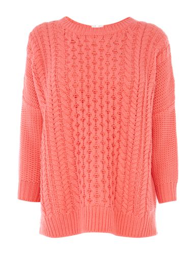 <p>Curl up by the fire in this slouchy cable knit jumper. In association with Breast Cancer Awareness Month, 10% of proceeds will go to the charity.</p>
<p>Warehouse Slouch Cable Jumper, £46, <a href="http://www.warehouse.co.uk%20" target="_blank">Warehouse</a></p>
<p><a href="http://www.cosmopolitan.co.uk/beauty-hair/news/trends/beauty-products/breast-cancer-awareness-month" target="_blank">BEAUTY'S TOP BREAST CANCER AWARENESS PRODUCTS</a></p>
<p><a href="http://www.cosmopolitan.co.uk/fashion/shopping/pink-coat-winter-fashion-trends-2013?page=1" target="_blank">TEN OF THE BEST PINK COATS</a></p>
<p><a href="http://www.cosmopolitan.co.uk/fashion/shopping/what-to-wear-this-week-23-september-2013" target="_blank">WHAT TO BUY THIS WEEK</a></p>