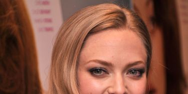 <p>Channelling classic Hollywood, Amanda Seyfried's low and loose ringlet curls make the perfect accessory to her strapless dress.</p>
<p><a href="http://www.cosmopolitan.co.uk/beauty-hair/styles/celebrity/cosmo-hairstyle-of-the-day" target="_blank">HAIRSTYLE OF THE DAY</a></p>
<p><a href="http://www.cosmopolitan.co.uk/beauty-hair/news/styles/celebrity/frow-hair-celebrity-fashion-week" target="_blank">FRONT ROW HAIRSTYLES </a></p>
<p><a href="http://www.cosmopolitan.co.uk/beauty-hair/" target="_blank">MORE CELEBRITY HAIR NEWS </a></p>
<p> </p>