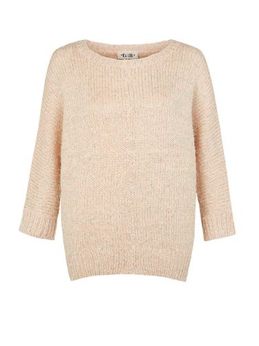 <p>Inject some sparkle in your daily wardrobe with this sheer metallic jumper from New Look. It's the perfect shape with its cropped sleeves and slightly over-sized look - simply pair with blue jeans and ballet flats for a casual, out-to-lunch vibe.</p>
<p>Shell pink jumper, £24.99, <a href="http://www.newlook.com/shop/womens/knitwear/shell-pink-sparkle-finish-oversize-jumper-_277101272" target="_blank">New Look </a></p>
<p><a href="http://www.cosmopolitan.co.uk/fashion/shopping/pauls-boutique-bags-winter-2013?page=1" target="_blank">TEN NEW HANDBAGS FOR A/W13</a></p>
<p><a href="http://www.cosmopolitan.co.uk/fashion/news/m-and-s-best-of-british-fashion" target="_blank">M&S LAUNCHES BEST OF BRITISH COLLECTION</a></p>
<p><a href="http://www.cosmopolitan.co.uk/fashion/shopping/womens-clothing-under-ten-pounds" target="_blank">THE PERFECT WHITE SHIRT FOR A TENNER</a></p>