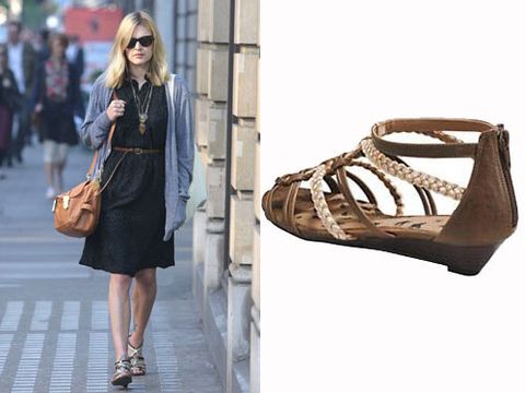 Considering Fearne has such an incredible sense of style, it's a shame she spends so much time on the radio! Still, we can always catch a sneaky peak of the Radio 1 DJ's wardrobe as she leaves the studios. Fearne was snapped in a pair of summery gladiator sandals from her own collection, available for <p>£32, from <a href="http://www.very.co.uk/fearne-cotton-horizon-low-wedge-sandals/881149391.prd?browseToken=/b/1665,4294954879/s/bestsellers,0&cmsPage=fearnecottonGallery&trail=4294954879-1665
"target="_blank"> very.co.uk </a></p>