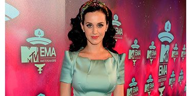 <p>Katy was a vision in mint green on the EMAs red carpet. We also love that bejewelled headband that she paired with her vintage-inspired dress. So classy.</p>
<p><a href="http://www.cosmopolitan.co.uk/fashion/celebrity/best-dressed-celebrities-08-november" target="_blank">SEE: THIS WEEK'S BEST DRESSED CELEBS</a></p>
<p><a href="http://www.cosmopolitan.co.uk/fashion/shopping/celebrity-winter-coat-inspiration" target="_blank">WINTER COAT INSPIRATION FROM CELEBRITIES</a></p>
<p><a href="http://www.cosmopolitan.co.uk/beauty-hair/news/trends/celebrity-beauty/celebrity-beauty-looks-2013-mtv-emas" target="_blank">THE BEST BEAUTIES AT THE MTV EMAs 2013</a></p>
<p> </p>